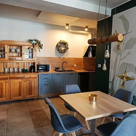 アパート Szmaragdowy イェレニャ・グーラ